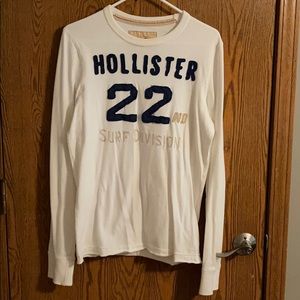 Men’s size medium Hollister long sleeve shirt
